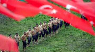 664. Tarihi Kırkpınar Yağlı Güreşleri başlıyor: 40 başpehlivan 826 sporcu