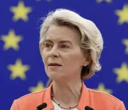 AB Komisyonu Başkanı Von der Leyen’den itidal çağrısı