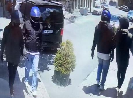 Adım adım takip ettiler! Altın almaya geldi, soyuldu