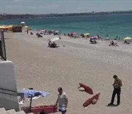 Antalya sahilinde kötü koku ihbarı: 1 yıldır orada yaşayan adam ölü bulundu