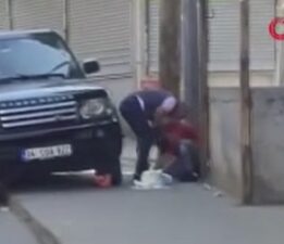 Arnavutköy’de sokak ortasında kadına şiddet