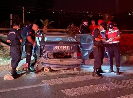 Aydın’da feci kaza! 2 otomobil çarpıştı: 2 ölü, 3 yaralı