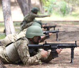 Baba ve oğulları aynı koğuşta! 28 günlük görev tamamlandı