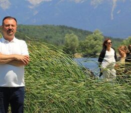 Bababannesinin tarlasında hayatı değişti: Zamanın muhtarına minnettarız