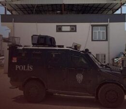 Babalar gününde vahşet! Başına çekiçle vurarak ağır yaraladı