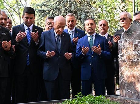 Bahçeli’den Ülkü Ocakları’na bayram ziyareti