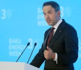 Bakan Bayraktar, ‘Bakü Enerji Haftası’ açılış törenine katıldı
