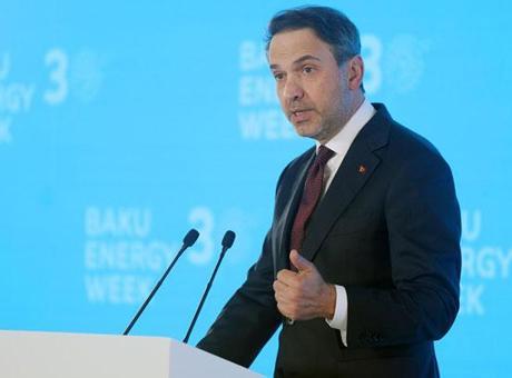 Bakan Bayraktar, ‘Bakü Enerji Haftası’ açılış törenine katıldı