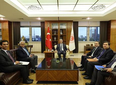 Bakan Bolat Pakistan’ın Ankara Büyükelçisi ile bir araya geldi