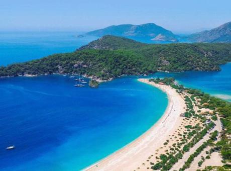 Bakan Ersoy açıkladı! Türkiye’nin dünya turizminde gücü tescillendi