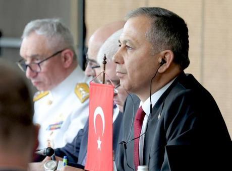 Bakan Yerlikaya, ‘Bulgaristan, Yunanistan, Türkiye Üçlü Bakanlar Görüşmesi’ne katıldı