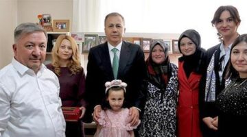 Bakan Yerlikaya Konya’da şehit ailesini ziyaret etti