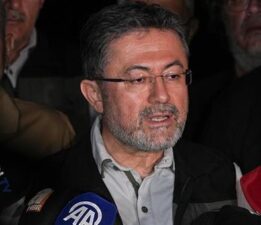 Bakan Yumaklı: Son bir ayda 1359 yangına müdahale edildi