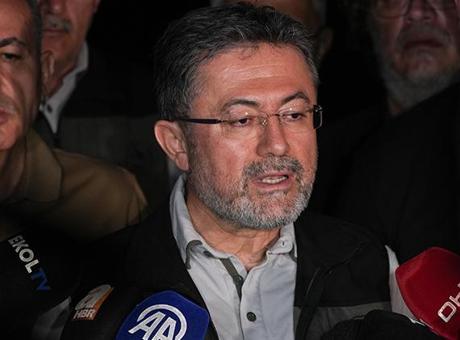 Bakan Yumaklı: Son bir ayda 1359 yangına müdahale edildi