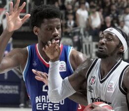 Basketbolda finalde derbi