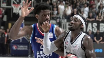 Basketbolda finalde derbi