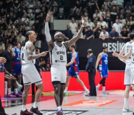 Beşiktaş, Anadolu Efes’i farklı geçti