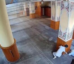 Camide skandal görüntü! Güvenlik kamerası her şeyi kaydetti