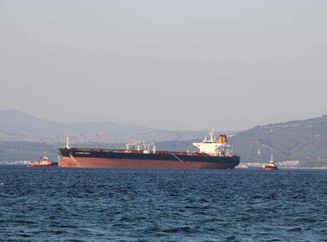 Çanakkale Boğazı gemi trafiğine kapatıldı