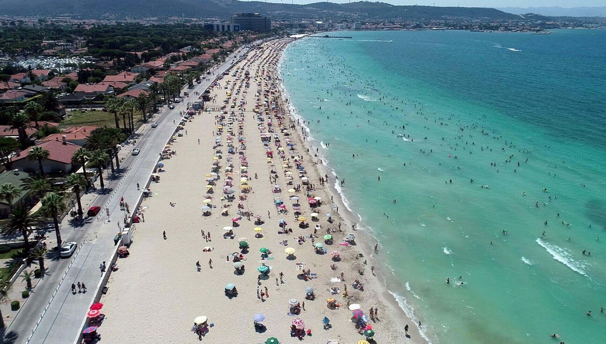 Çeşme’de bayram yoğunluğu: İşte fiyatlar…