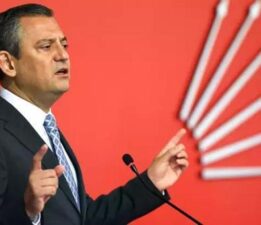CHP Lideri Özgür Özel, partisinin Antalya mitinginde konuştu