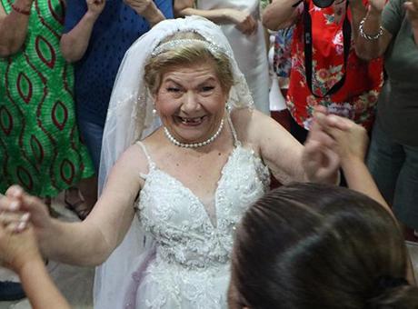 Damatsız düğünüyle konuşulmuştu! 30 yıllık komşu konuştu: Böyle bir ölümü hak etmedi