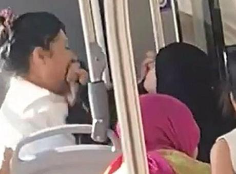 Denizli’de halk otobüsünde tesettür kavgası! Gözaltına alınan kadın, adli kontrolle serbest
