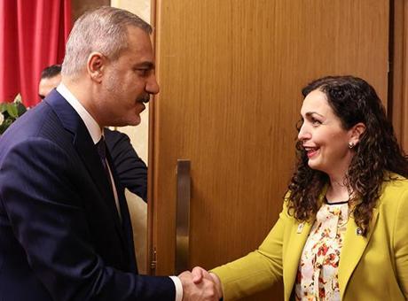 Dışişleri Bakanı Hakan Fidan, Kosova Cumhurbaşkanı Osmani ile görüştü