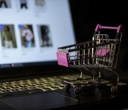 E-ticarette yeni dönem: Sertifika zorunluluğu geliyor