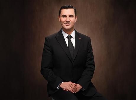 Elektrik akımına kapılan Manisa Büyükşehir Belediye Başkanı Ferdi Zeyrek, hastaneye kaldırıldı