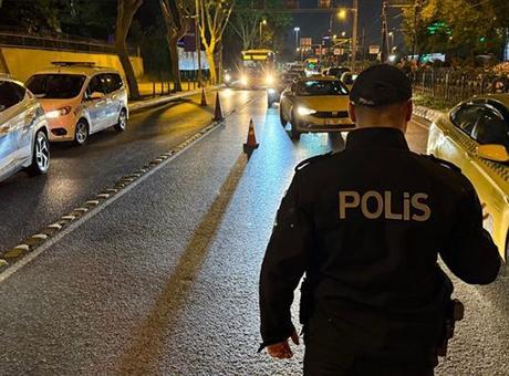 Emniyetten dev denetim: Huzur İstanbul uygulamasında 949 kişi yakalandı