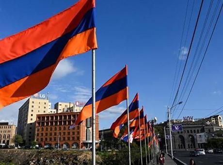 Ermenistan’da Ermeni Apostolik Kilisesi’nin merkezine operasyon düzenlendi