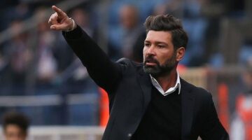 Erzurumspor’da Hakan Kutlu gönderildi