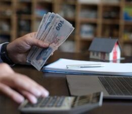 Faizler ne zaman düşmeye başlar? Ev alacaklar resmen hücum etti: Kredili satışta patlama