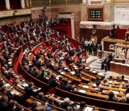 Fransa Meclisi’nde “İsrail” tepkisi: Salonu terk ettiler