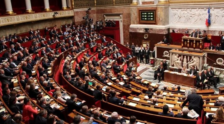 Fransa Meclisi’nde “İsrail” tepkisi: Salonu terk ettiler