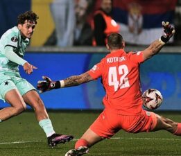 Galatasaray’ın listesindeki kalecinin menajeri konuştu