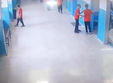 Görüntüleri ortaokul müdürü paylaştı: Bu davranış dikkatimizi çekti