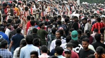 Hindistan’da kriket şampiyonluk kutlamalarında izdiham: Ölü ve yaralılar var