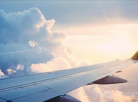 IATA, küresel hava yolu şirketlerinin bu yılki kar tahminini düşürdü