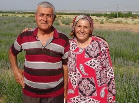 İnternette gördüler, hayatları değişti! Emekli çift kendi işlerinin patronu oldu