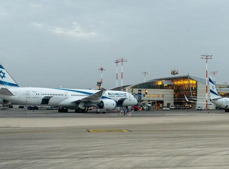 İsrail’deki Ben Gurion Havalimanı uçuşlara kapatıldı