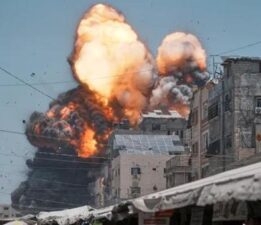 İsrail’in Gazze’deki yiyecek yardım noktalarına saldırılarında ölü sayısı 49’a yükseldi