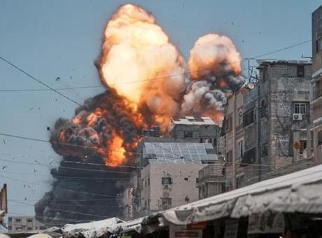 İsrail’in Gazze’deki yiyecek yardım noktalarına saldırılarında ölü sayısı 49’a yükseldi