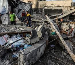 İsrail’in Gazze’ye son 24 saatte düzenlediği saldırılarda 103 kişi hayatını kaybetti