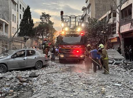 İsrailli yetkiliden İran’a yönelik saldırıların 2 hafta daha sürebileceği iddiası
