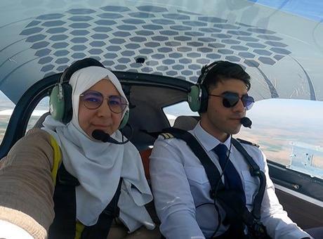 Konyalı anne oğluyla aynı kokpitte: Ona ‘ders çalış’ demektense kendim ders çalıştım