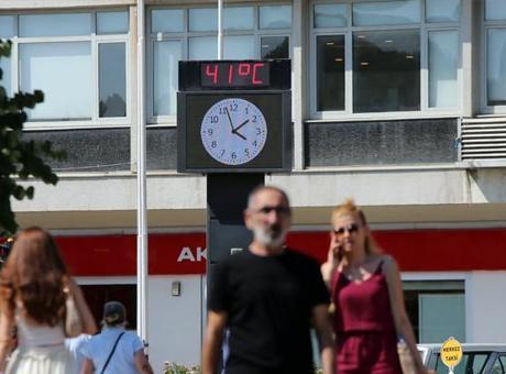 Meteoroloji’den uyarı üstüne uyarı! Termometreler 41 dereceyi gösterdi