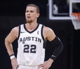 NBA yıldızı Malachi Flynn, Türkiye’ye transfer oldu