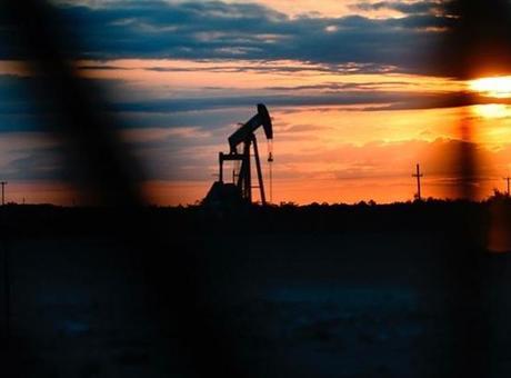 OPEC+’ın üretimi artırma hamlesinin ardından petrolde yeni tahmin